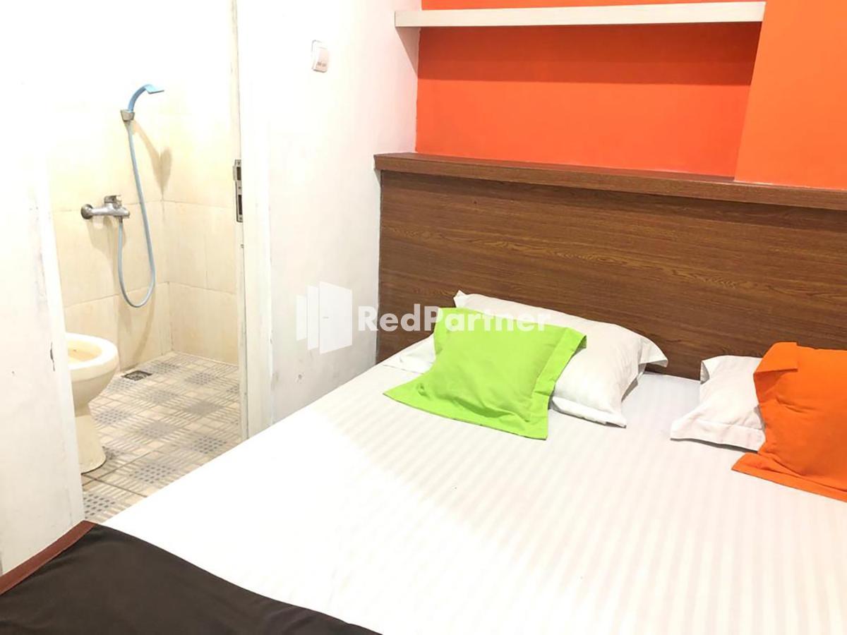 Seungit Syariah Inn Tebet Mitra Reddoorz Τζακάρτα Εξωτερικό φωτογραφία